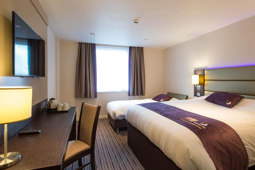 Premier Inn Southampton West Ower エクステリア 写真