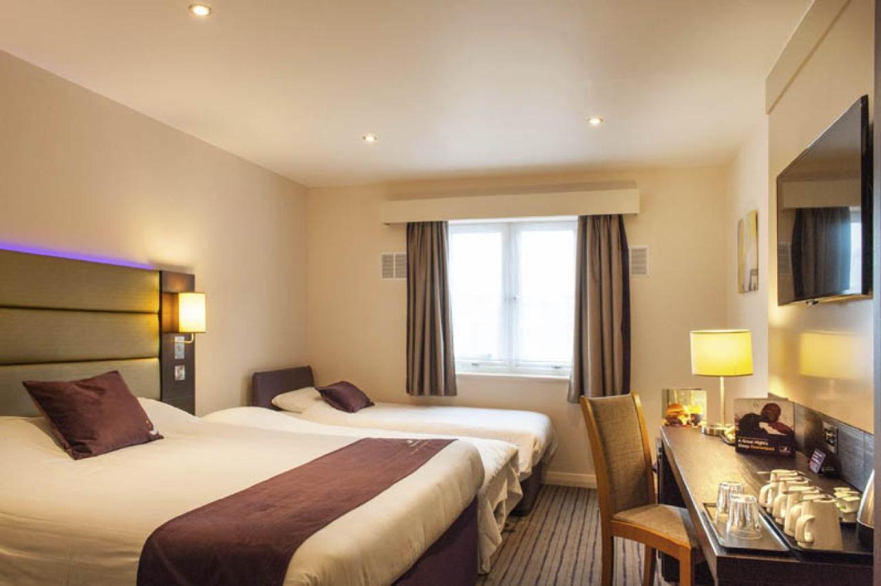 Premier Inn Southampton West Ower エクステリア 写真